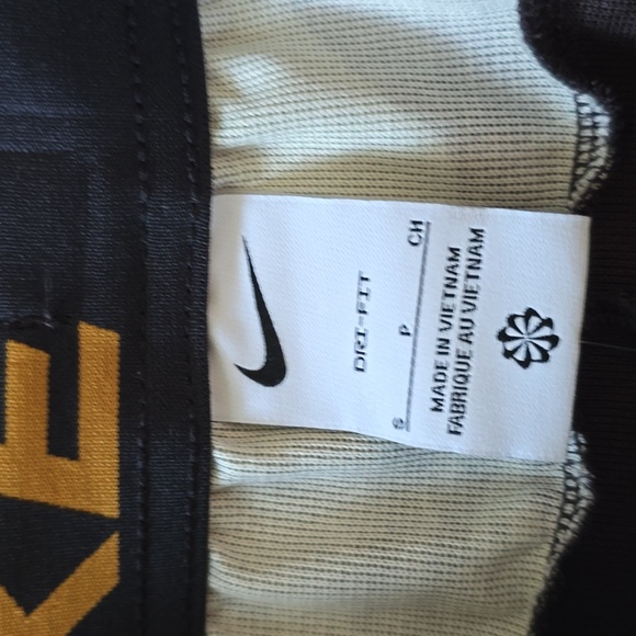 NIKE BRAND MENS BLACK AND GREEN CAMO ATHLETIC TRAINING SHORTS SIZE SMALL - Picture 4 of 12